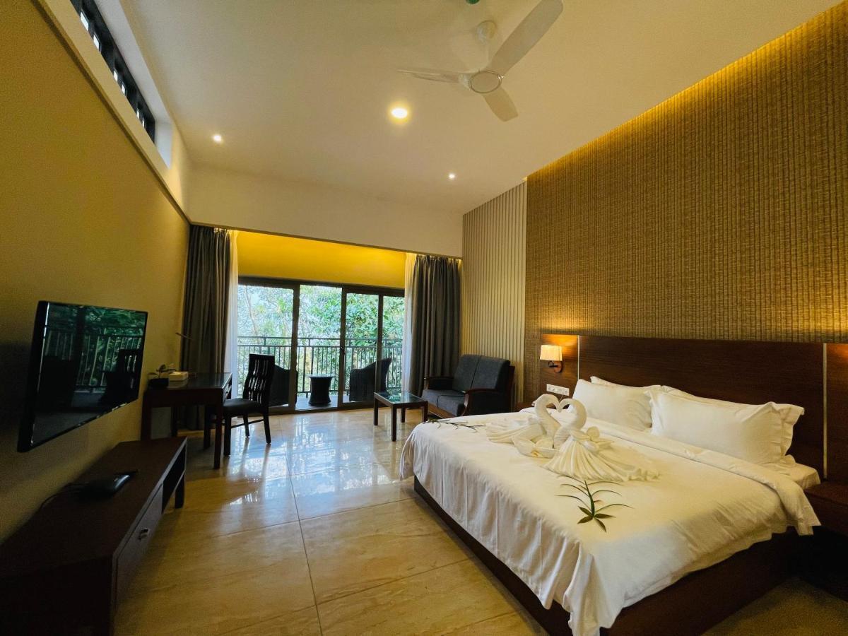 Elephant Passage Munnar Extérieur photo Deluxe Room